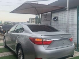 Toks 2013 lexus ES350 full option accident free with with 2keys