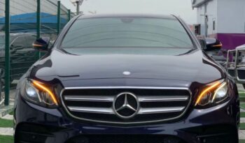 
									Toks 2017 Benz E300 full option with digital dashboard,panoramic roof,wireless charge,luxury interiors accident free with 2 keys full								