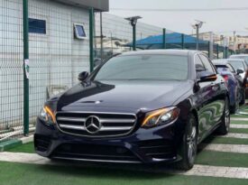 Toks 2017 Benz E300 full option with digital dashboard,panoramic roof,wireless charge,luxury interiors accident free with 2 keys