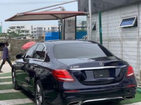 Toks 2017 Benz E300 full option with digital dashboard,panoramic roof,wireless charge,luxury interiors accident free with 2 keys