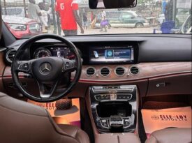 2017 Benz E300 4matic