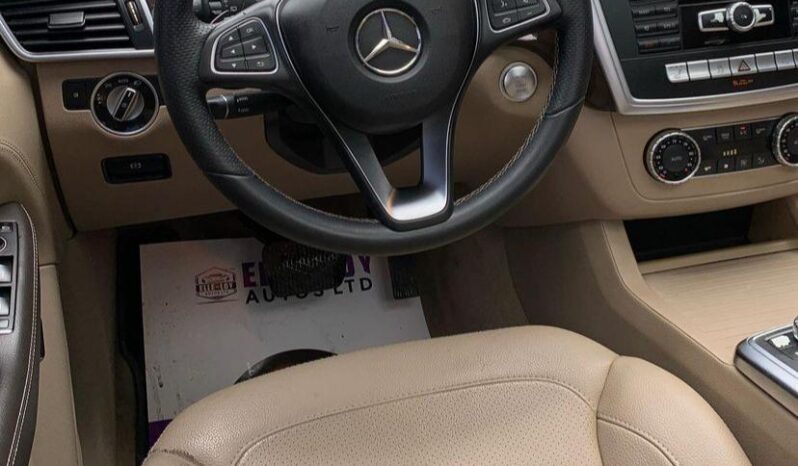 
								2015 Benz MLE350 full									