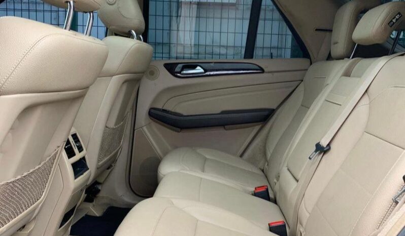 
								2015 Benz MLE350 full									